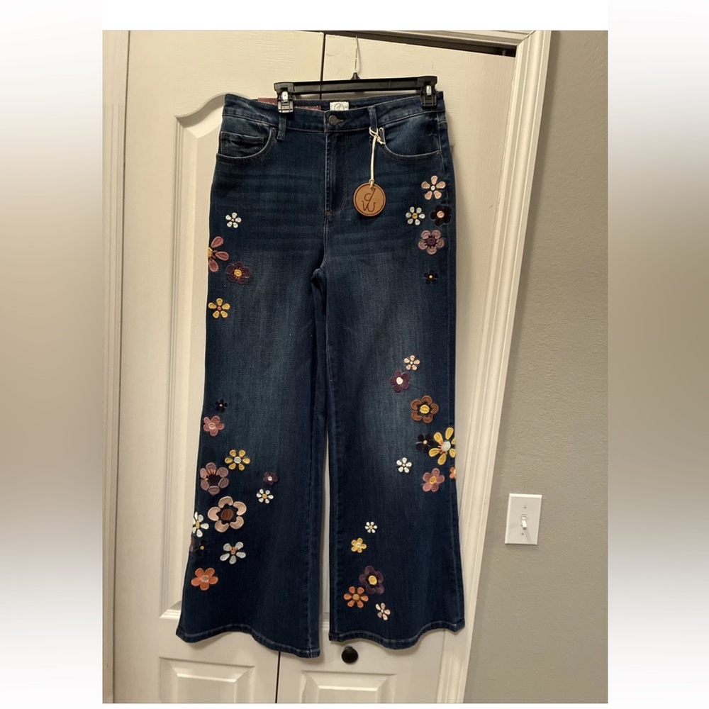 Driftwood ladies Carlie wide leg flower jeans